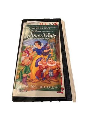 VINTAGE Disney Snow White and the Seven Dwarfs VHS Movie